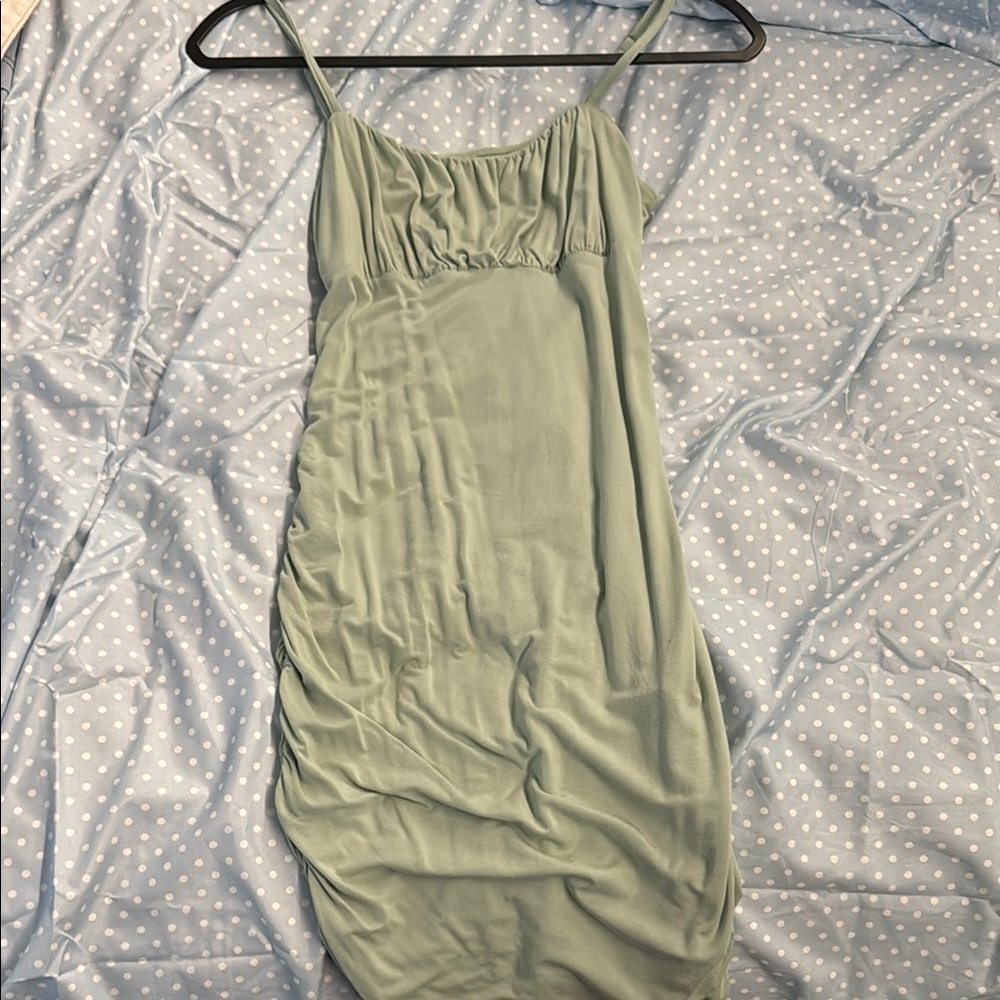 Sleek Green Sleeveless Dress
